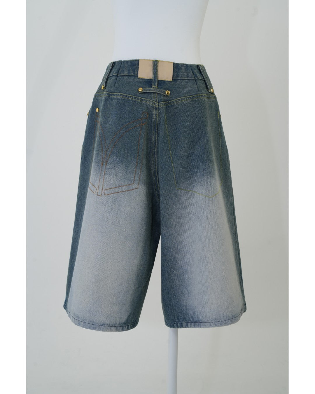 Vintage-Like Denim Half Pants