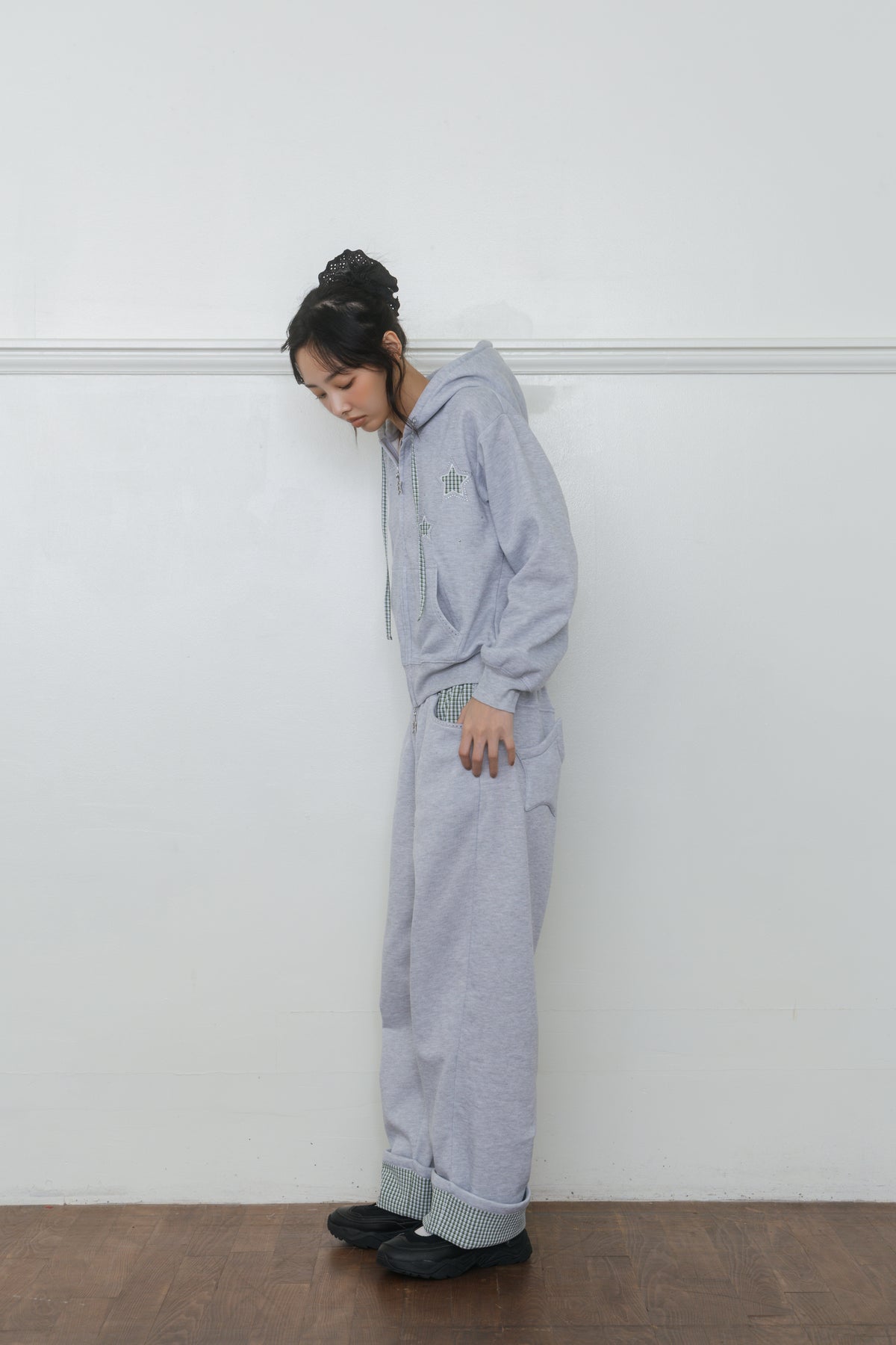 【先行】Roll-Up Rhinestone Sweatpants ※10月中旬配送予定