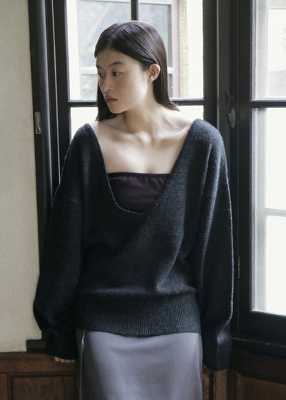 【先行】V-Neck Knit Pullover ※10月中旬より順次配送