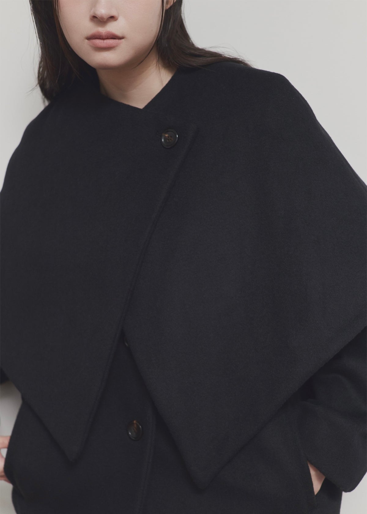【先行】Layered Cape Coat ※10月中旬より順次配送