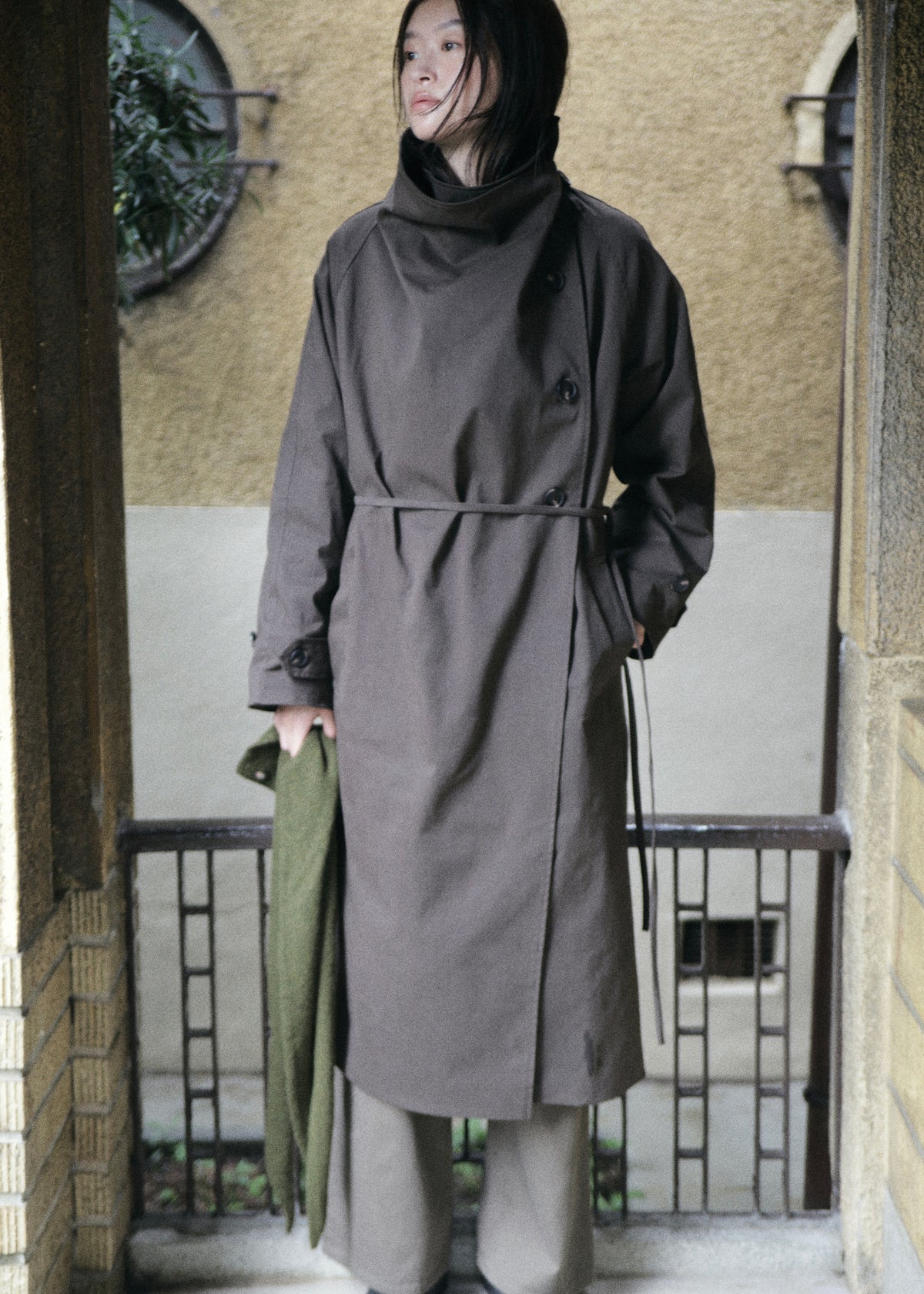 【先行】Funnel-Neck Trench Coat ※10月中旬より順次配送