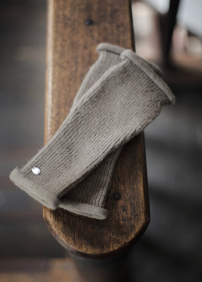 Ribbed Knit Gloves（10/28-）