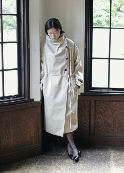 【先行】Funnel-Neck Trench Coat ※10月中旬より順次配送