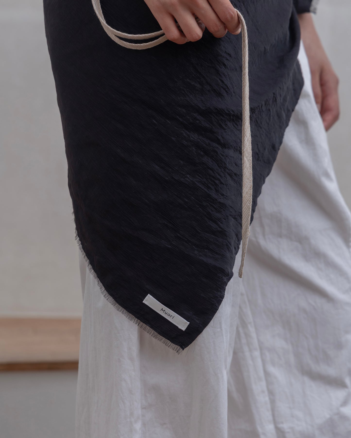 Rippled Fringed Scarf（7/3 21:00-）