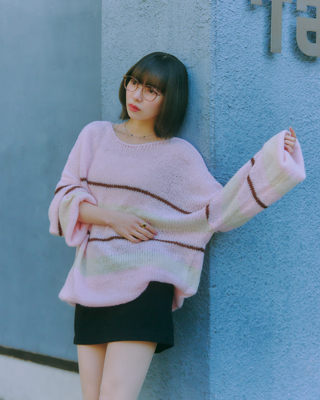 Big Silhouette Pullover Knit