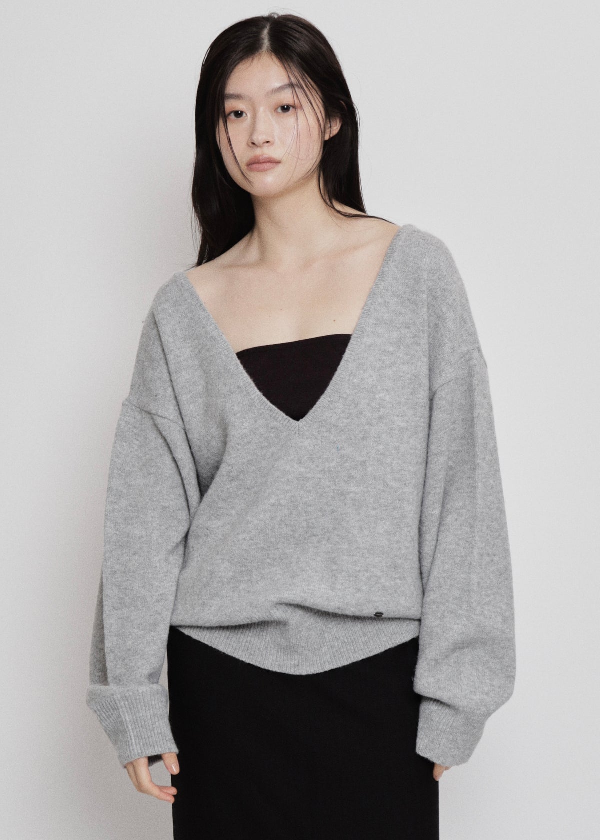 【先行】V-Neck Knit Pullover ※10月中旬より順次配送