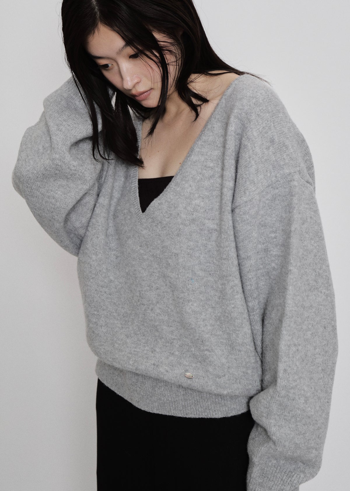 【先行】V-Neck Knit Pullover ※10月中旬より順次配送