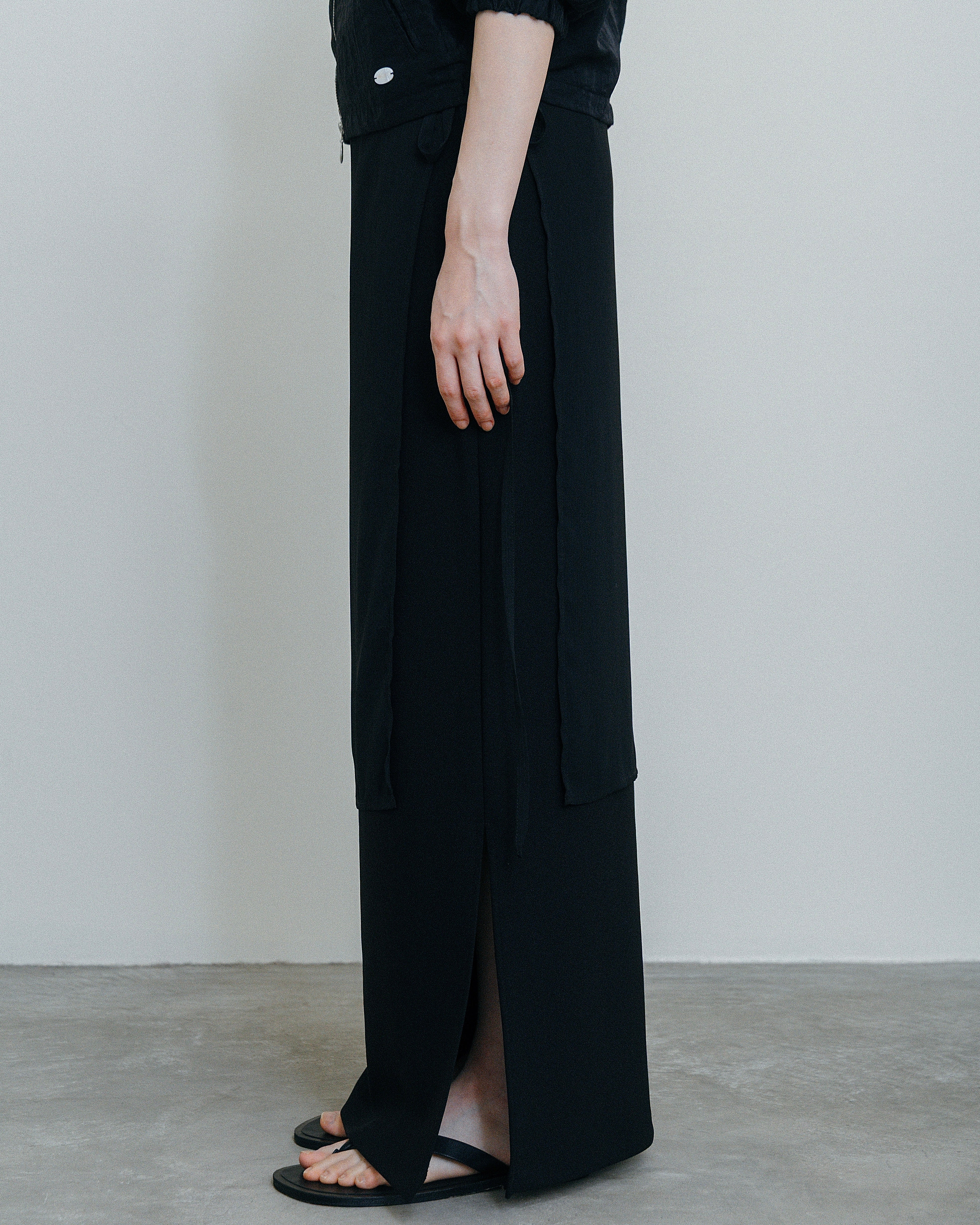 Tie Wrap Layer Skirt – newv | ヌーヴ
