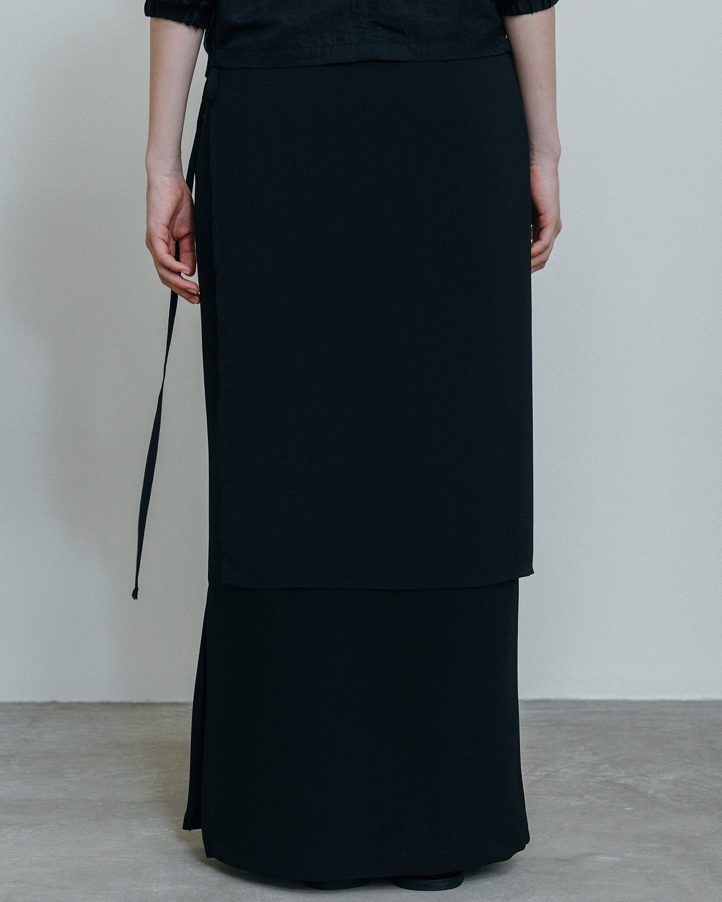 Tie Wrap Layer Skirt