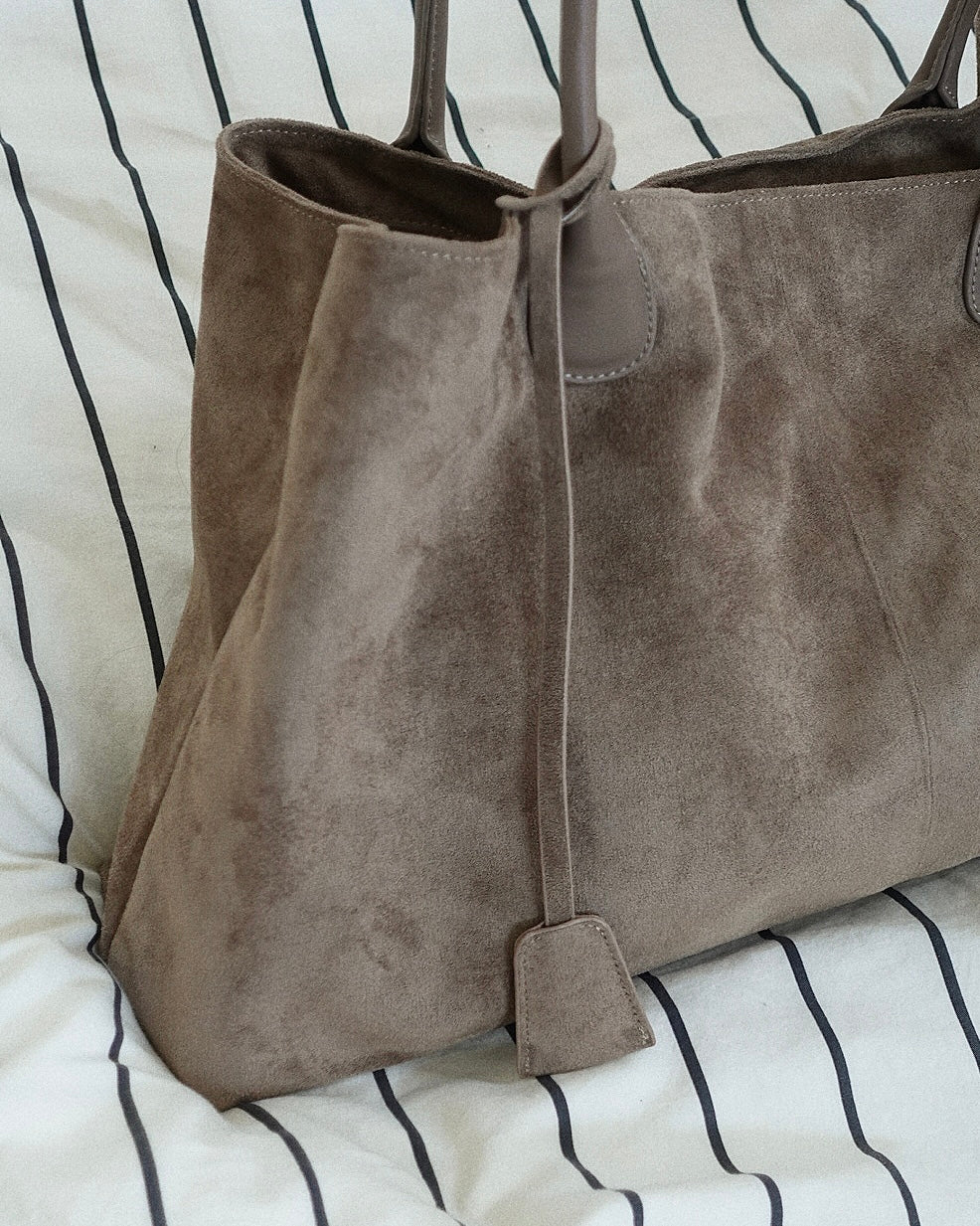 Suède Boston Bag