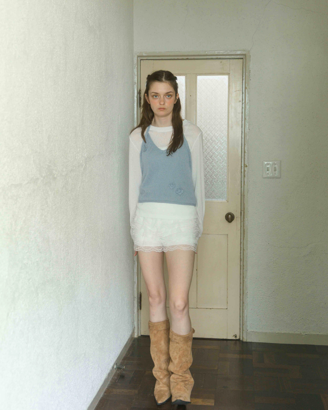 Rosette Halter neck Knit
