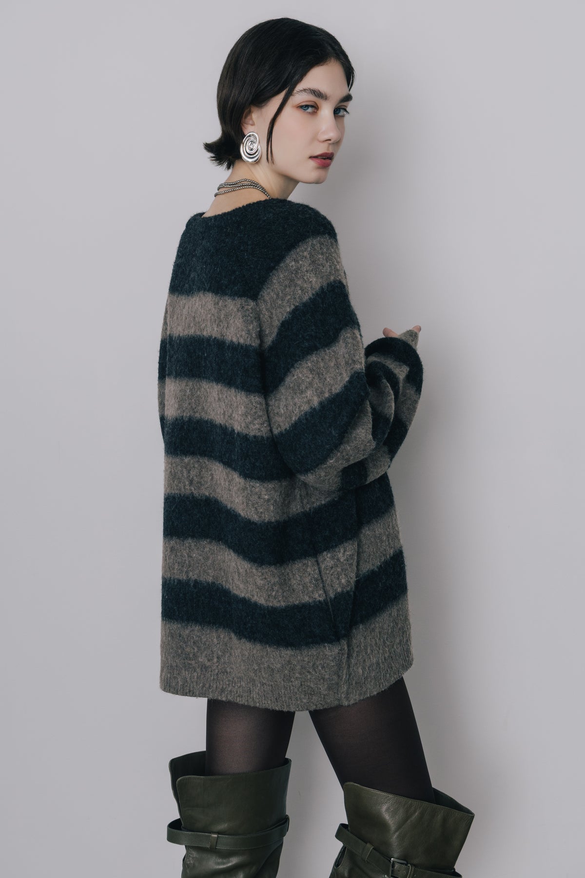 【先行】Shaggy Border Knit ※11月上旬配送予定