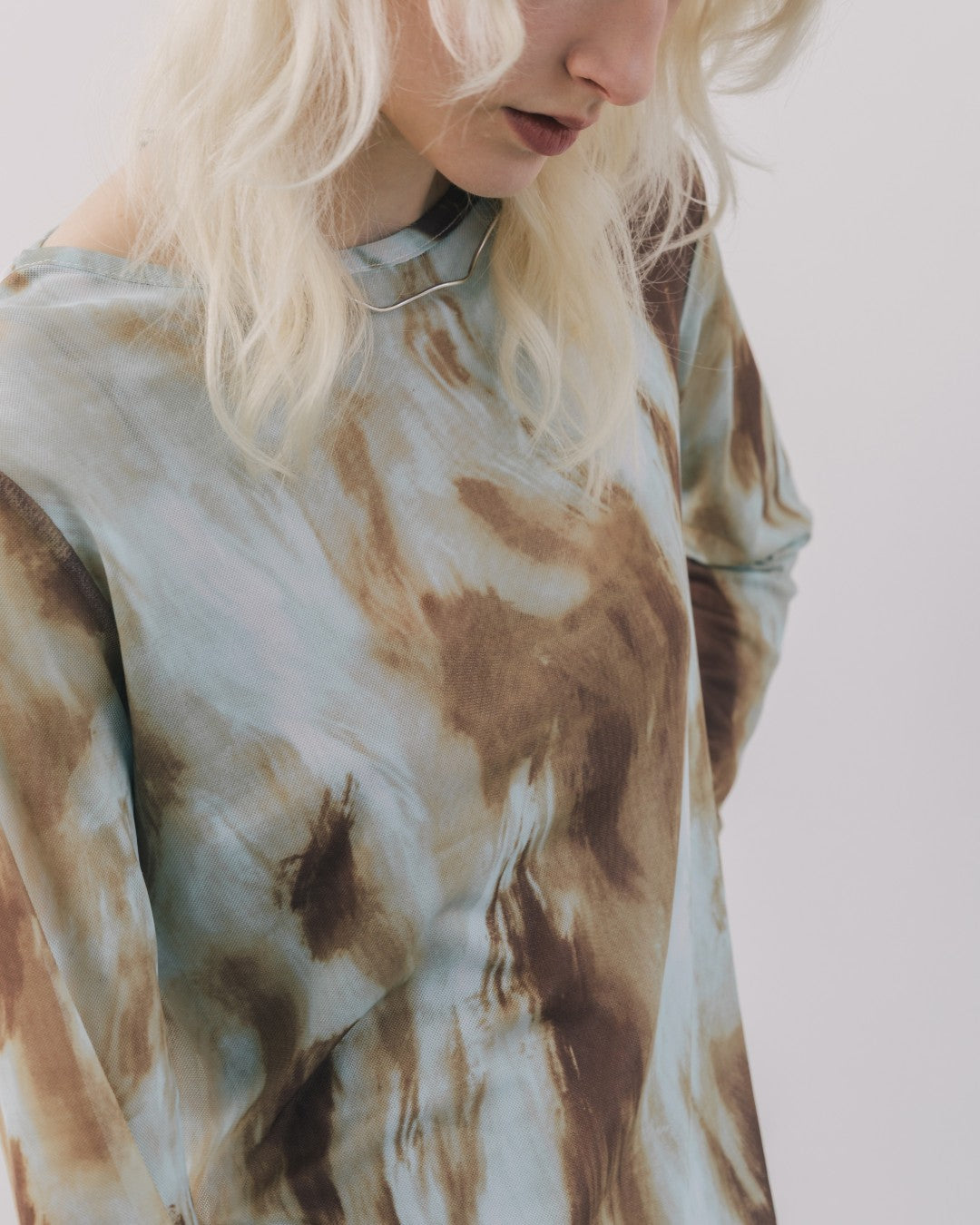 Gradation Sheer Tops