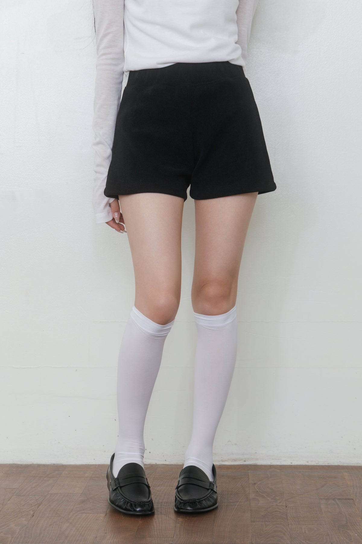 【先行】Minimal High-Waist Stretch Shorts ※10月中旬配送予定