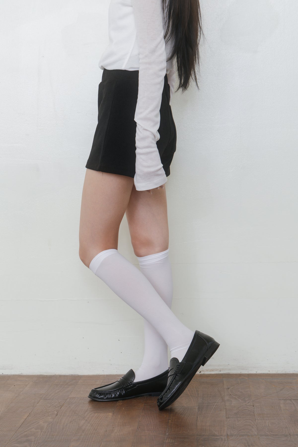 【先行】Minimal High-Waist Stretch Shorts ※10月中旬配送予定
