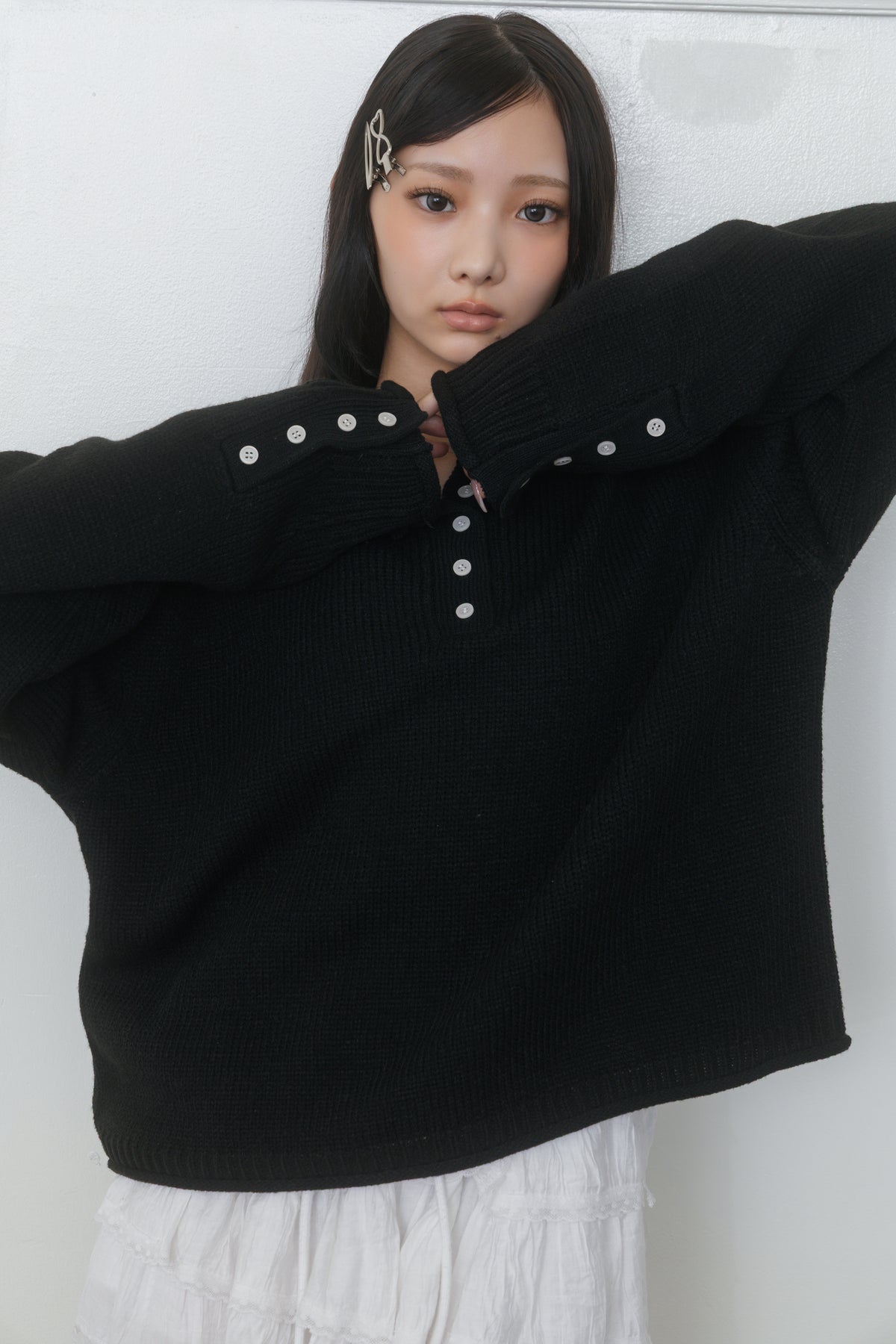 【先行】Loose Cut-Off Henley Knit ※10月中旬配送予定