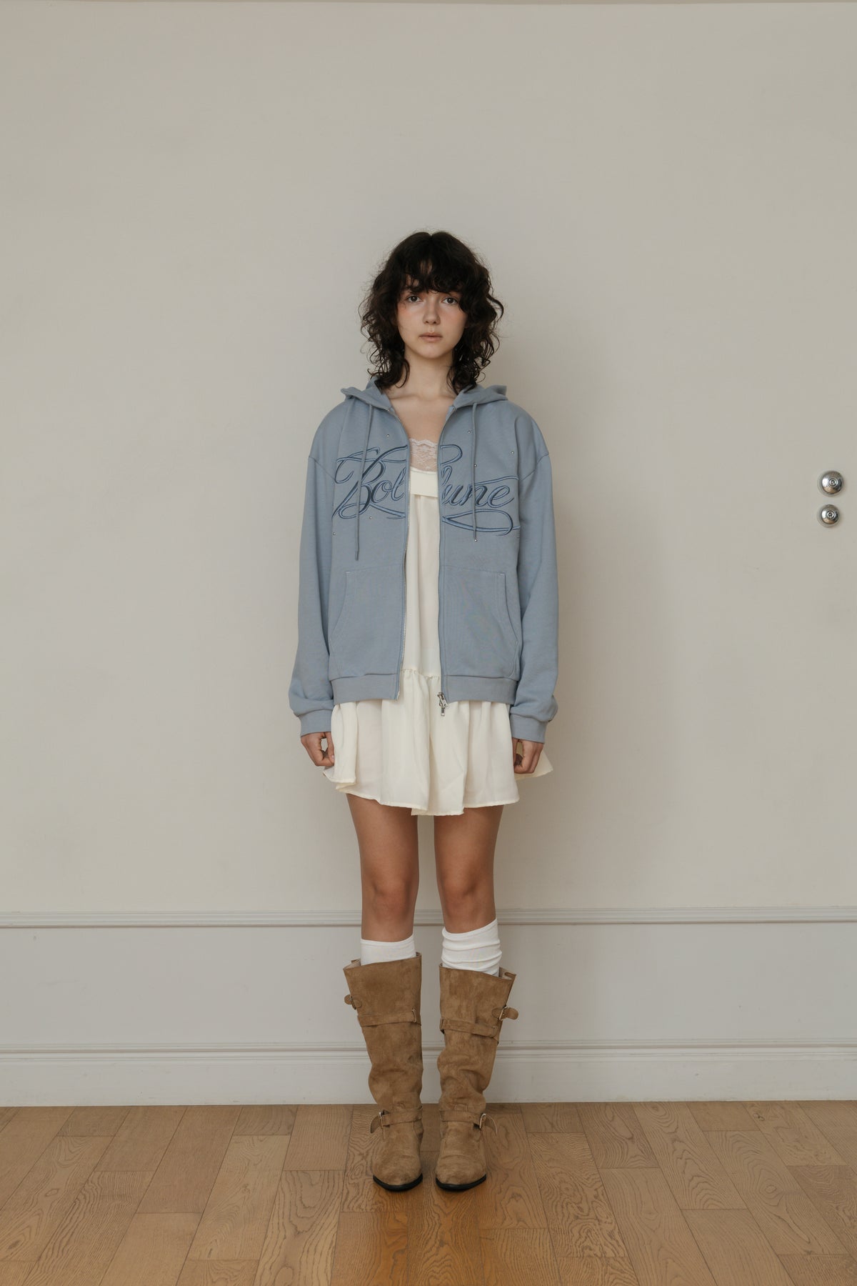【先行】Big Lettering Zip-Up Hoodie ※10月下旬配送予定