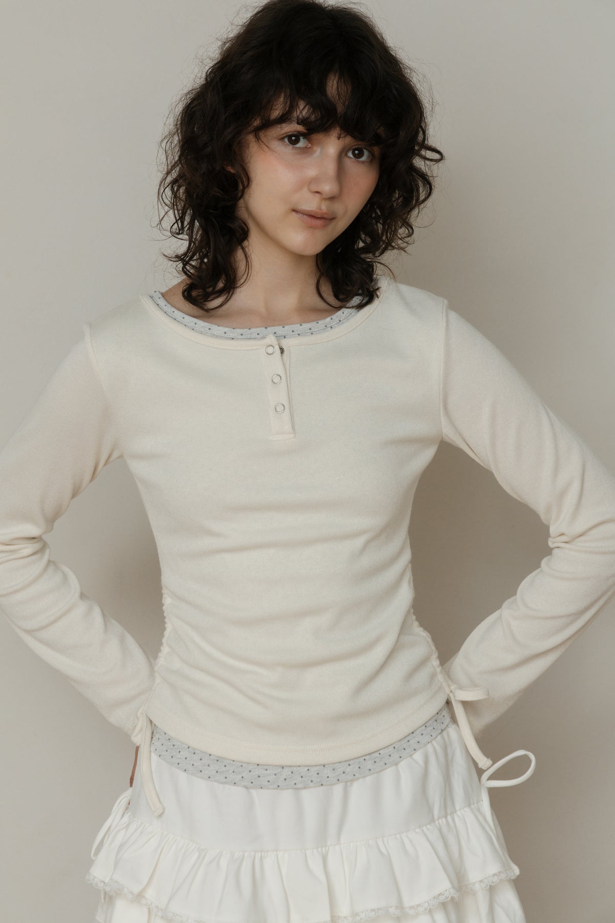 【先行】Layered Henley Neck Tee ※10月下旬配送予定